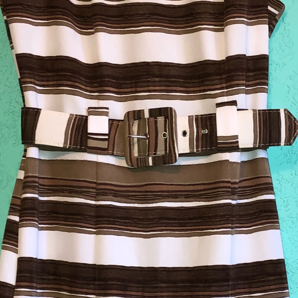 Mid length brown striped dress size 8 no flaws